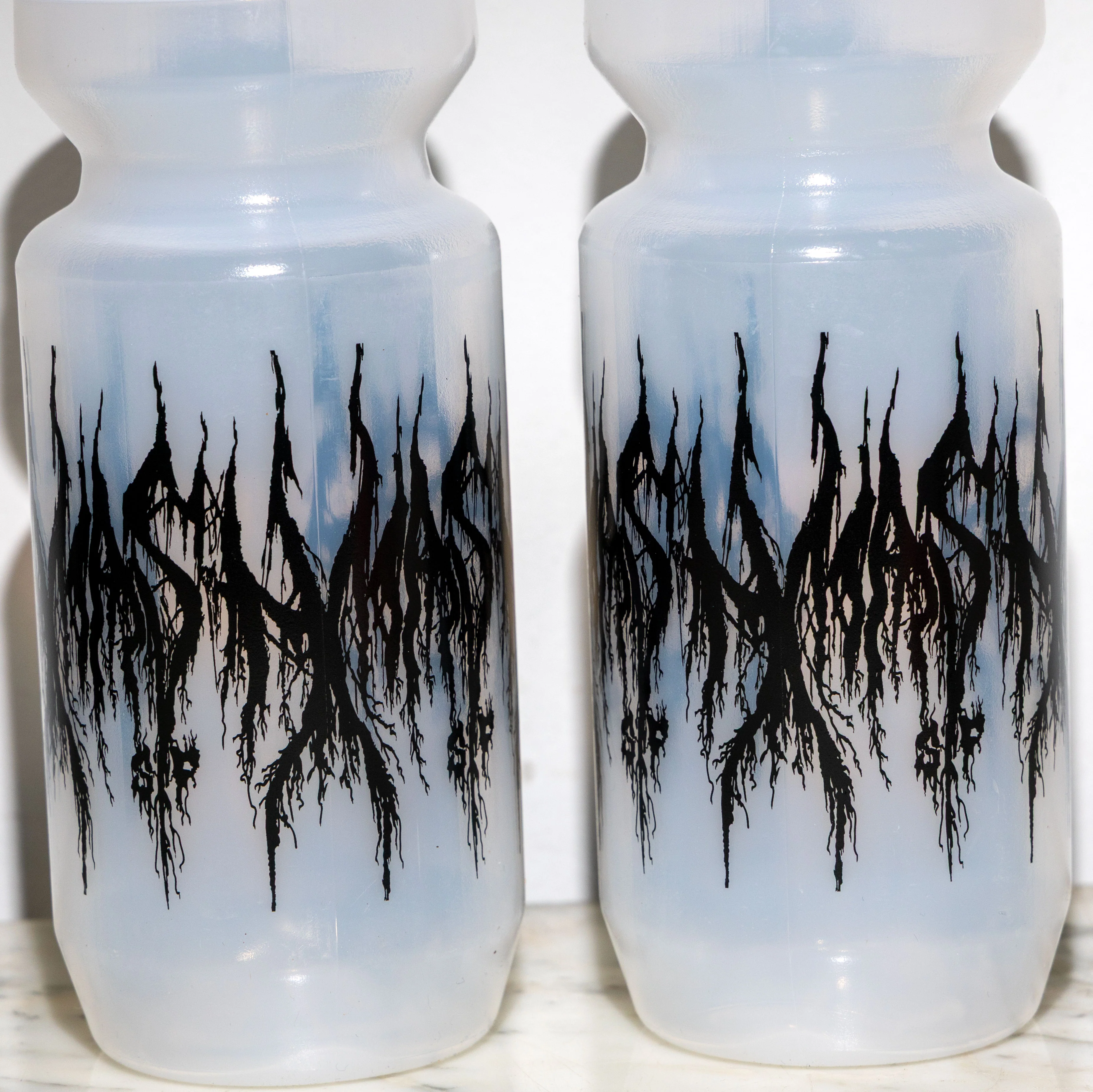 Darkness 22oz Purist Bottle Clear - Image 2