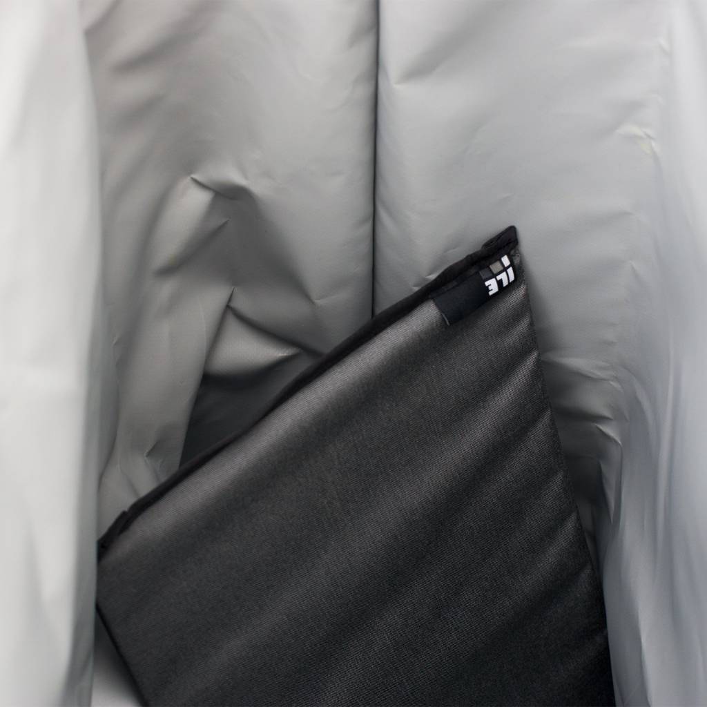 ILE X MASH XL Roll Top Backpack Black - Image 6
