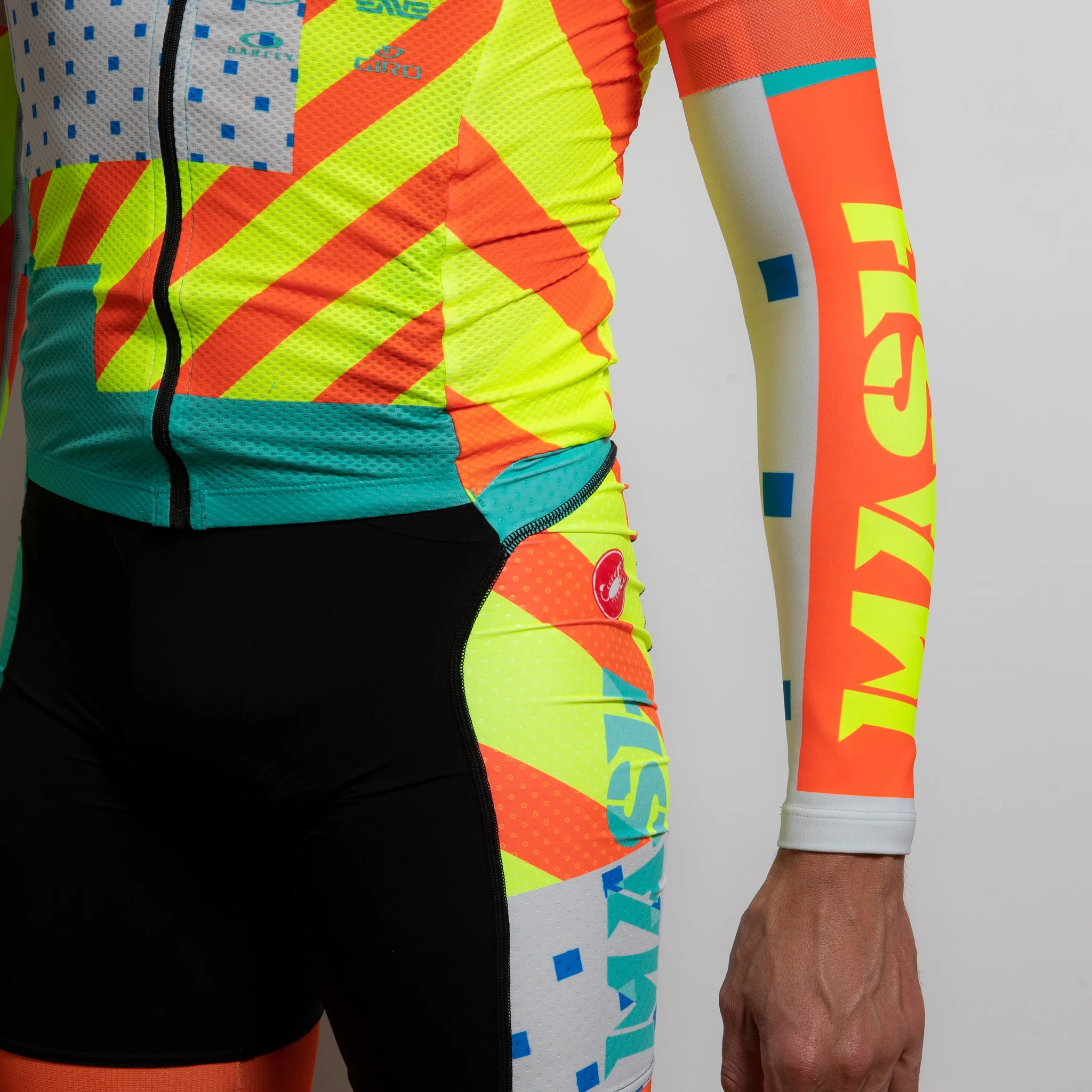 MASH ALERT 2 Arm Warmers - Image 3