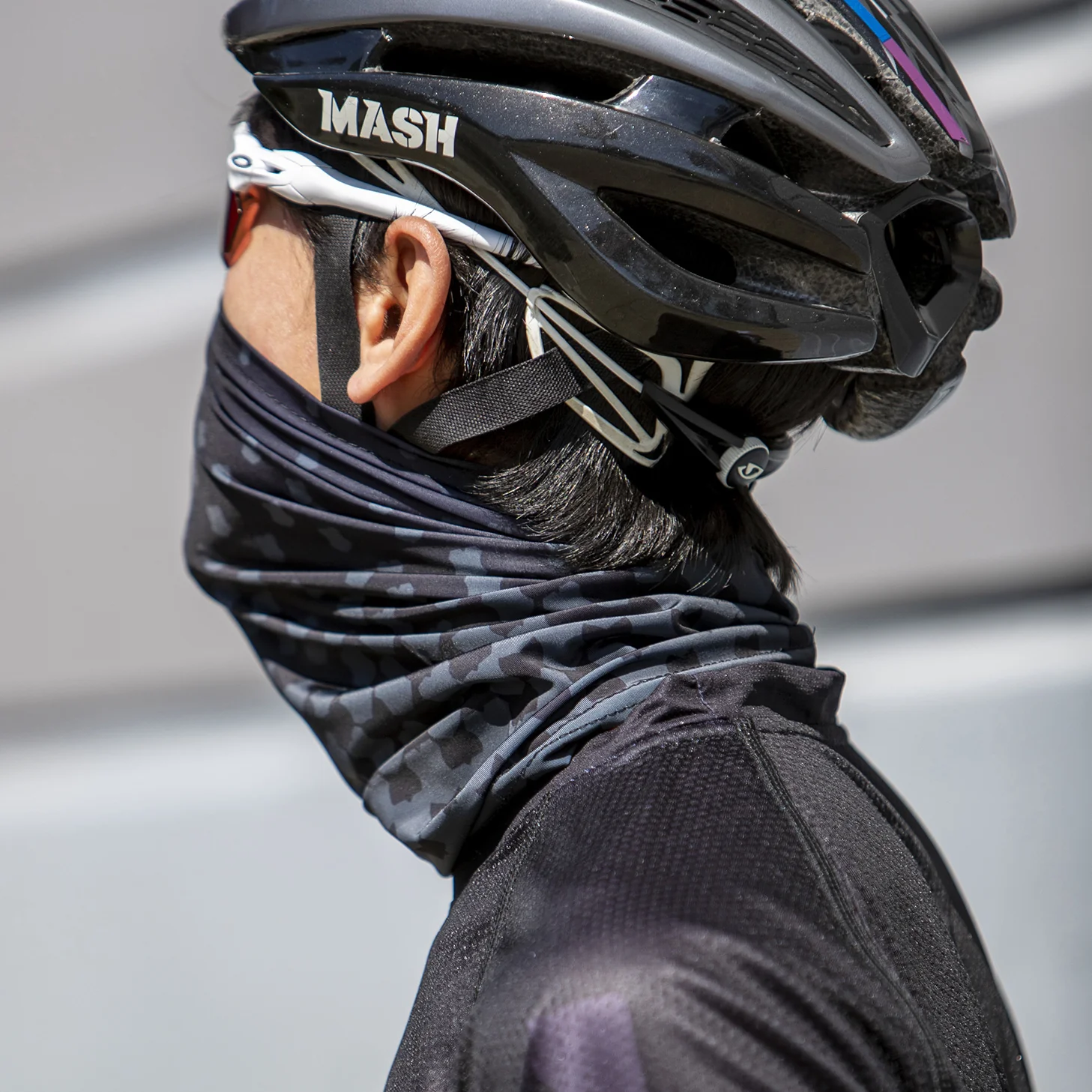 MASH Gradient Shields Gaiter - Image 6