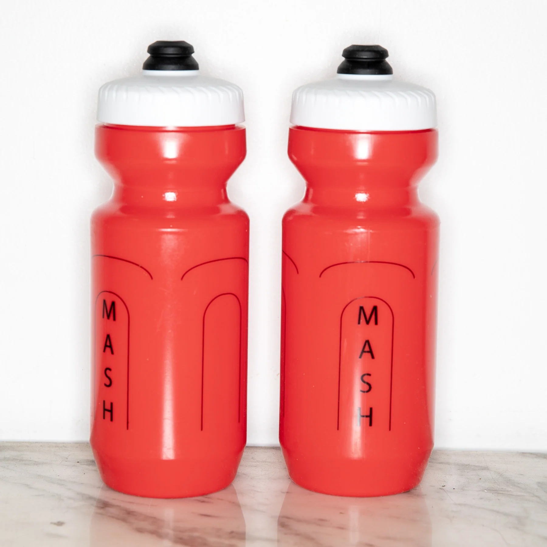 MASH Party Cup 22oz Purist Bottle Red - Image 3