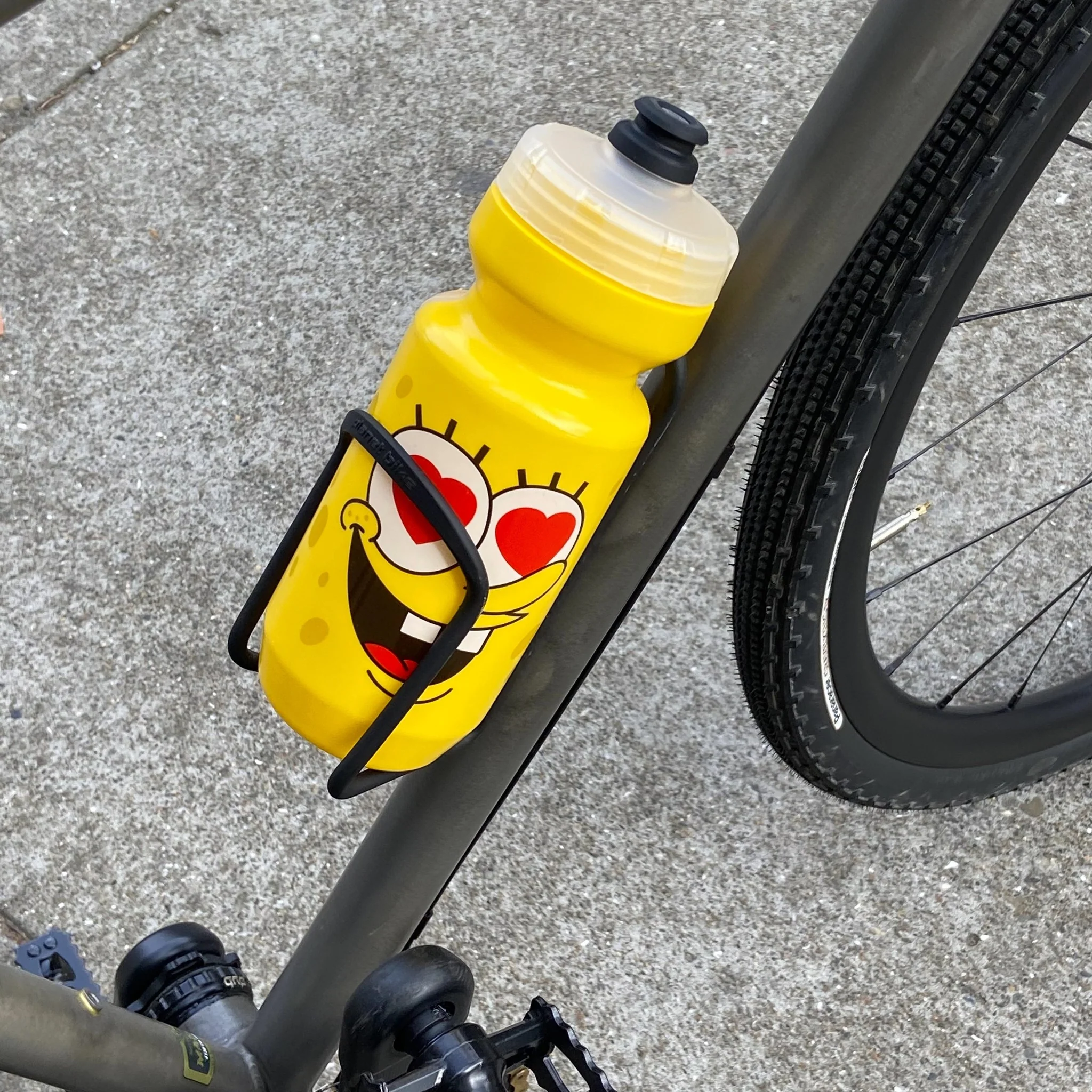 MASH Sponge V5 22 oz Purist Bottle - Image 2