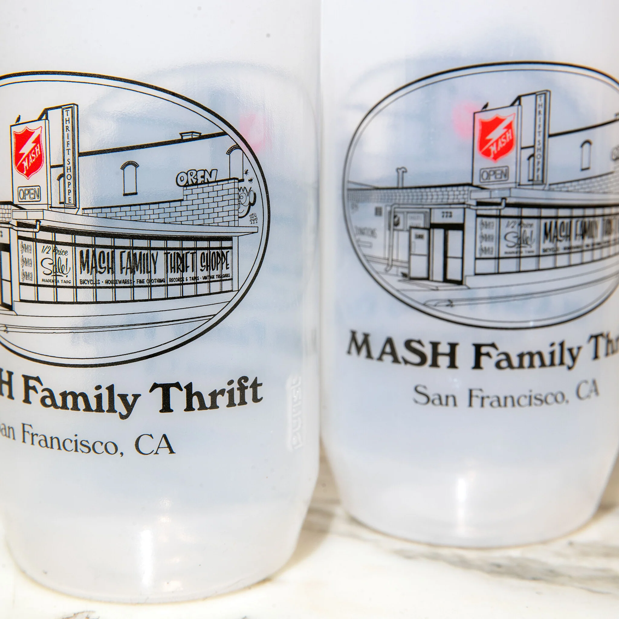 MASH Thrift 22oz Purist Bottle Clear - Image 2