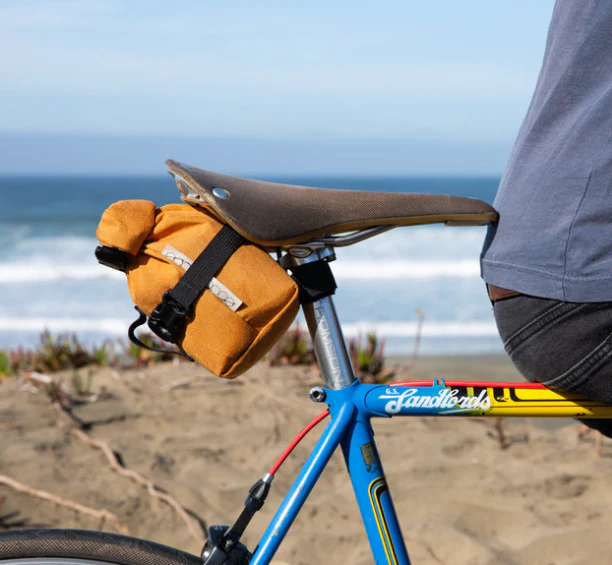 OUTER SHELL Saddle Bag - Image 2